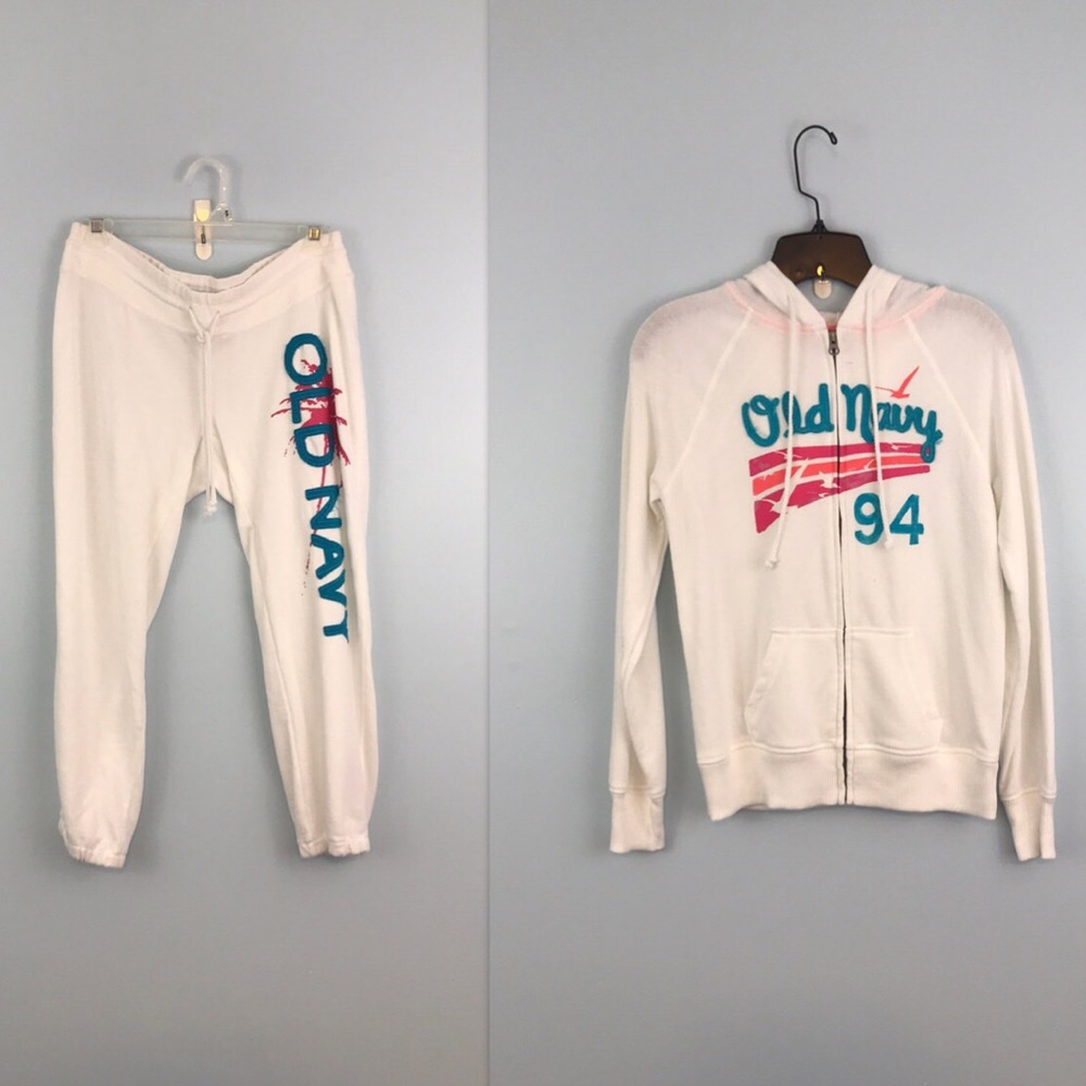 Old Navy White Sweatsuit Set, Hoodie & Sweatpants